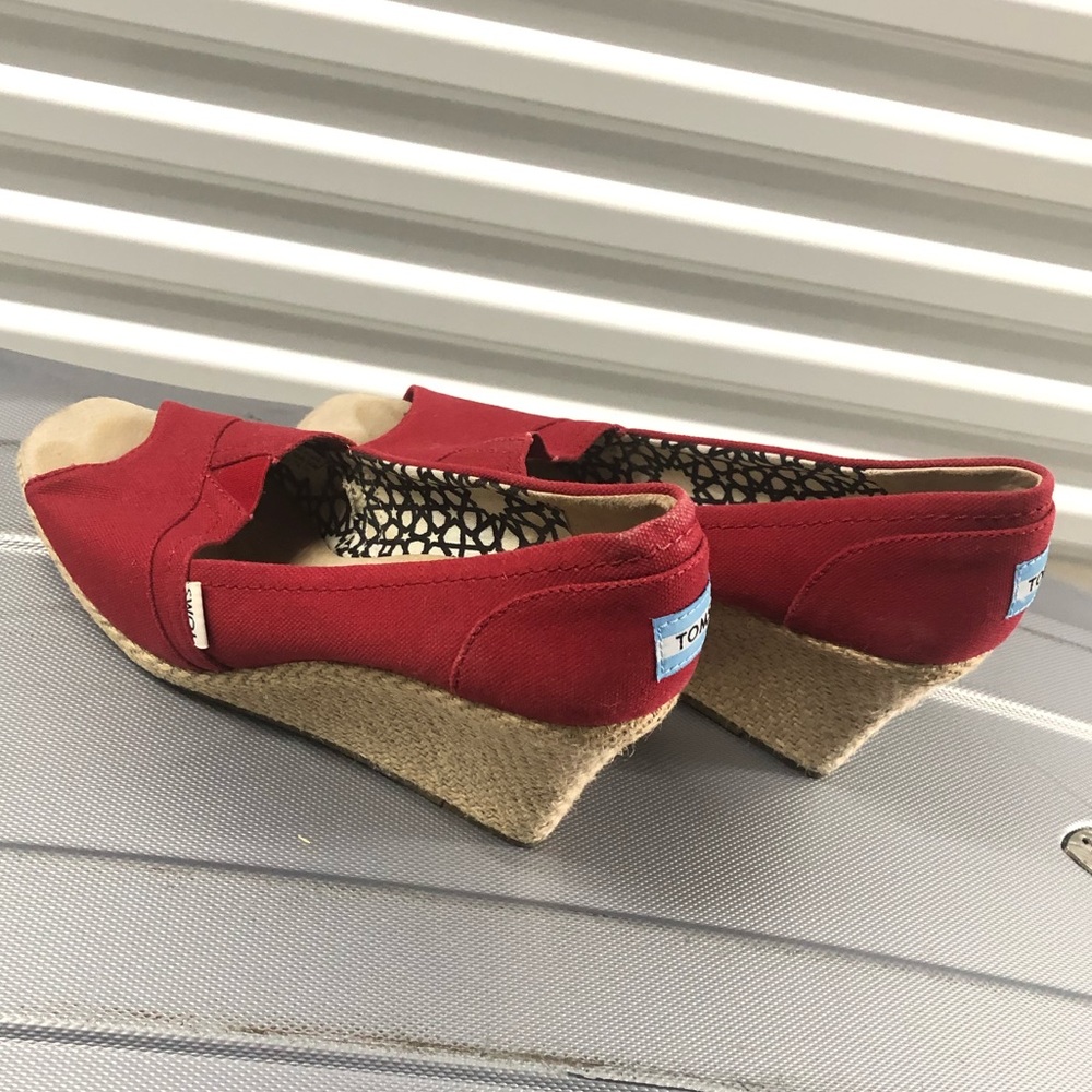 Toms Classic Wedge Pump